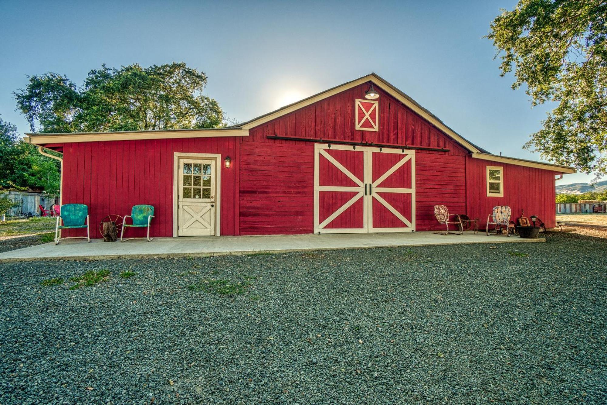 Soul Whispering Ranch Retreat Upper Lake Exterior foto